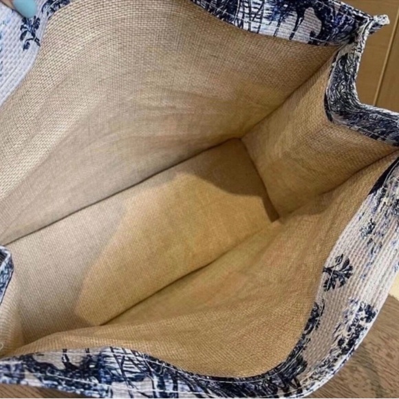 Dior Blue and Cream Tote Bag - Picture 4 of 4